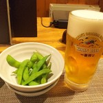 Yakiton Ya Kuuton - 生ビール  480円    お通し 枝豆   180円 