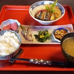 Oshokuji Osake Doko Michikusa - 焼鯖そうめん御膳