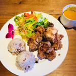 Hawaiian Cafe &Bar Aloha Farm - 