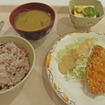 カフェテリア ルネ - 今日の遅いランチ