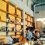 SCHOOL BUS COFFEE STOP KYOTO - 店内