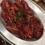 Osaka Yakiniku Horumon Futago Shinbashi Honkan - 