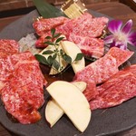 Kuroge Wagyu Yakiniku to Korean Hanuru - 