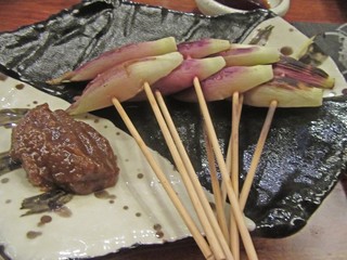 囲炉裏　醸家 - ミョウガ焼き