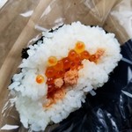 Michi no Eki Onigiriya Kappougi - しゃけいくら 280円