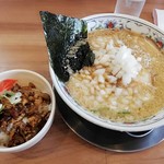 Mama Ramen Sanjo Ten - 