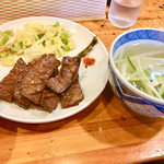 Iwaya no Gyutan - 牛タン定食(4枚)1260円