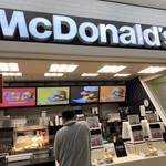 マクドナルド - 2019/06 イオン茅ヶ崎中央店の３階の フードコートにある マクドナルド イオン茅ヶ崎中央店