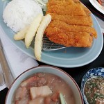 Moromiya - 牛カツ定食(900円)