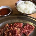 House Yakiniku Tei - 上サガリ756円とライス216円