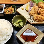 Ryo Hachi - 唐揚げ定食  900円 税込み