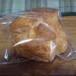 Tannai Kashi Ten - シュークリーム140円、税込み151円