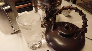 懐石 宿 扇屋 - 芋焼酎 水割り清 900円(一合)