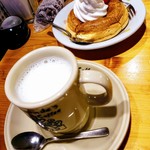 Komeda Coffee Ten Kawaramachi Sanjo Ten - ホットミルク