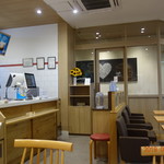 Mos Burger Kumagaya Eki Ten - 店舗内観