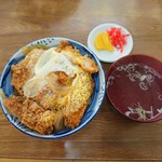 Taiyo Ken - かつ丼 800円