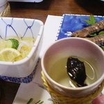 大漁園 - ひれ酒、土佐酢和え、三種盛り