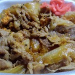 吉野家 - 牛丼並(352円税抜き)