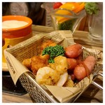 CRAFT CHEESE MARKET Shibuyaekimaeten - 