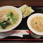 Kofuku Shuka Benibanauokuku Okegawa Ten - ラーメン＆炒飯セット（1045円）