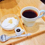 Sanmi Otemachi Ten - たんぽぽコーヒー&豆乳プリン