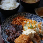 なすび食堂 - 煮込みハンバーグチキンカツ定食