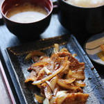 なすび食堂 - 焼肉定食