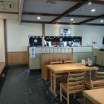 Fujikoma Honten - 店内