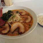 Ramen Tonta Ichinoseki - 味噌チャーシュー（￥800）半ライスサービス