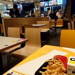 マクドナルド - 店内