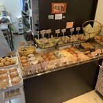 Shirohato Bakery - 