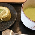 MATCHA CAFE HACHI - ロールケーキ