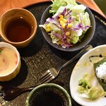 Shirakabe Cafe Hanagoyomi - 