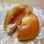 しあわせパン工房 pain de Navel - りんごジャムパン