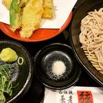 Soba Izakaya Gen - 名物万福ざる1,000円。