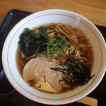 オアシスなんもく - 醤油ラーメン