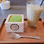 MATCHA CAFE HACHI - ほうじ茶ラテ 470円(+税)