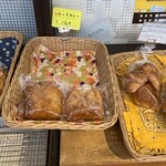 道の駅立田 ふれあいの里 - 立田パン店内