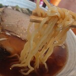 ろぢうら食堂 - 魚介系ラーメン、麺