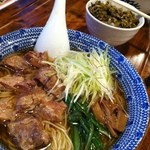 錦 秋田本店 - トロ肉チャーシュー醤油＆肉高菜ごはん