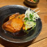 Gokujou Niku × Umai Seafood o Kurau Private rooms Izakaya Totoro Sapporo Ten - ・ブリの煮付け