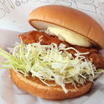 Mos Burger Kofu Ekimae Ten - ...期間限定バーガー「チキン南蛮（362円）」、モスのアプリクーポンはショボい。。