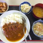 丸花 - 料理写真:カツカレー750円＋ご飯大盛り50円