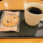 スターバックスコーヒー - トールドリップコーヒー／チョコレートチャンククッキー