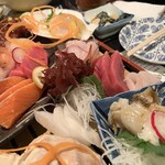 Private rooms × Seafood Izakaya Karina - 刺身７点盛