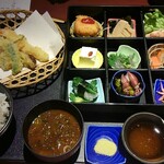 Sushi Dining Yokkaichi - 