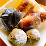 Shirohato Bakery - 