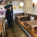 めん処小沼 - 店内入ると こんな感じ