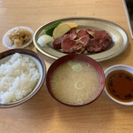 House Yakiniku Tei - サガリ定食　1,400円税込