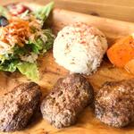 EGE CRAFT BEER HOUSE & TURKISH FOOD - トルコ風ミートボール・Turkish Meatballs